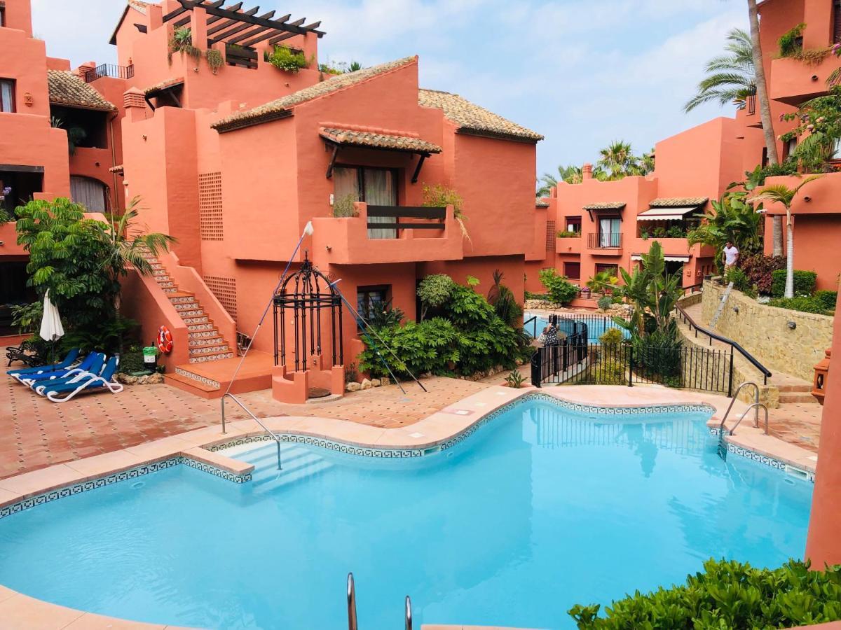 Two-room In Elviria Near The With Parking * Marbella