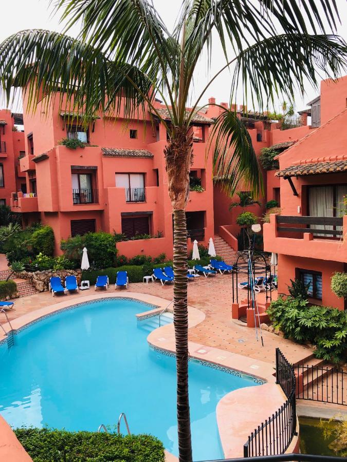 Apartment Two-room In Elviria Near The With Parking *